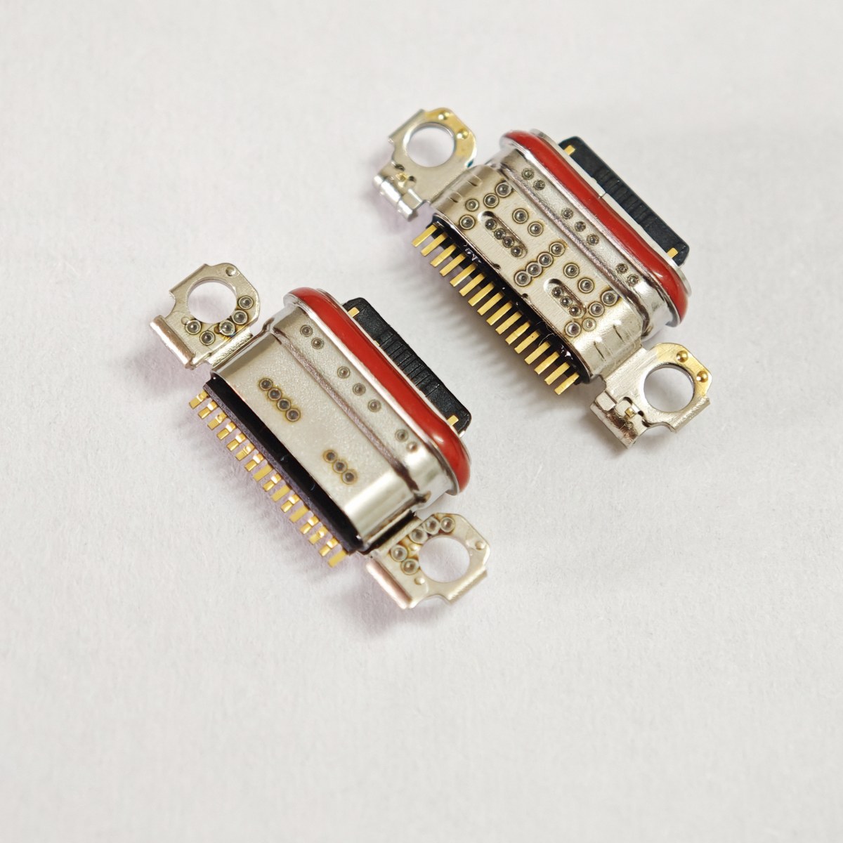 Travel Plug Type C - 2-10 Pezzi Connettore Porta di Ricarica