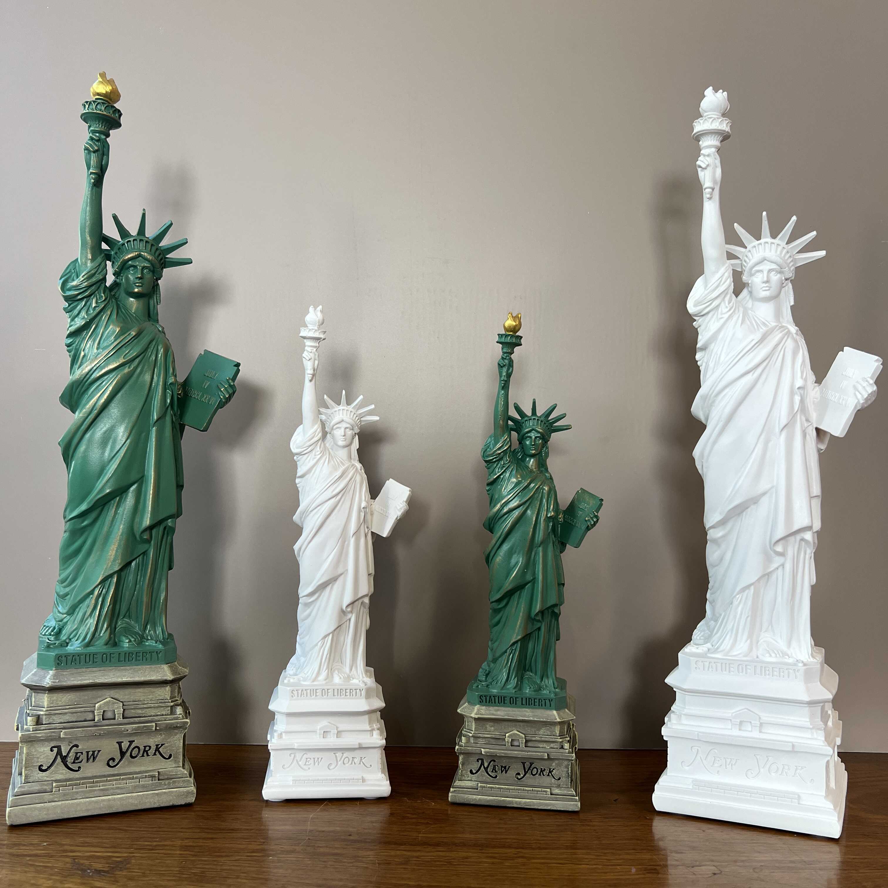 YuryFvna Statua della Libertà  - Travel Accessories New York recensione e prezzo