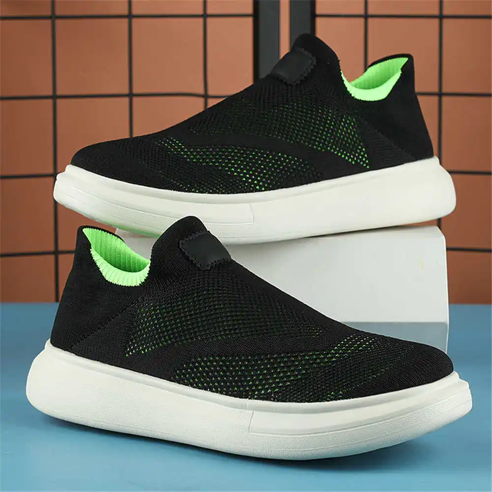 Calze con plateau scarpe marro - Travel Accessories For Young Men recensione e prezzo