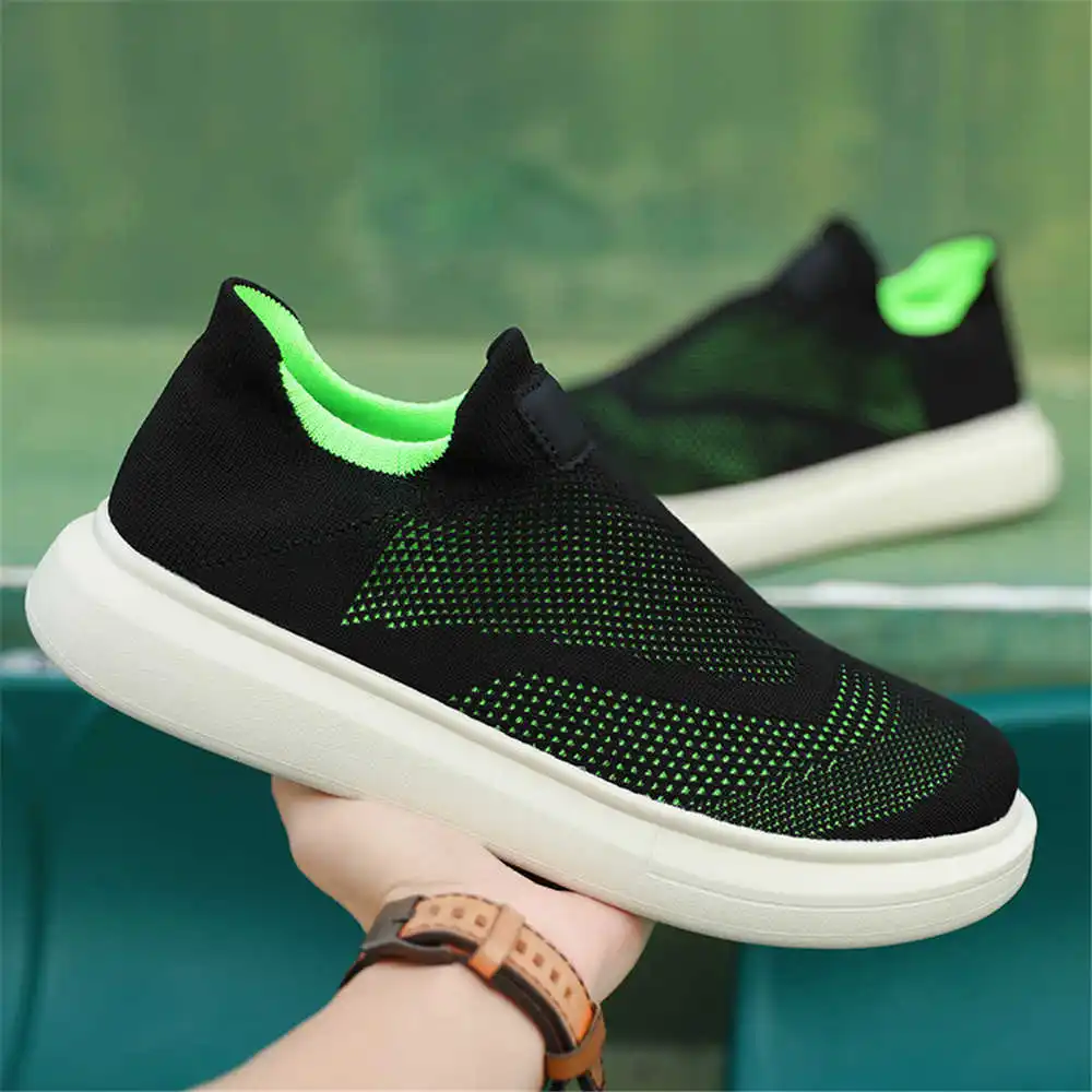 Calze con plateau scarpe marro - Travel Accessories For Young Men recensione e prezzo